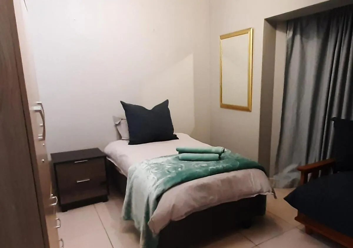 Apartment In Flamingo Vlei contacts
